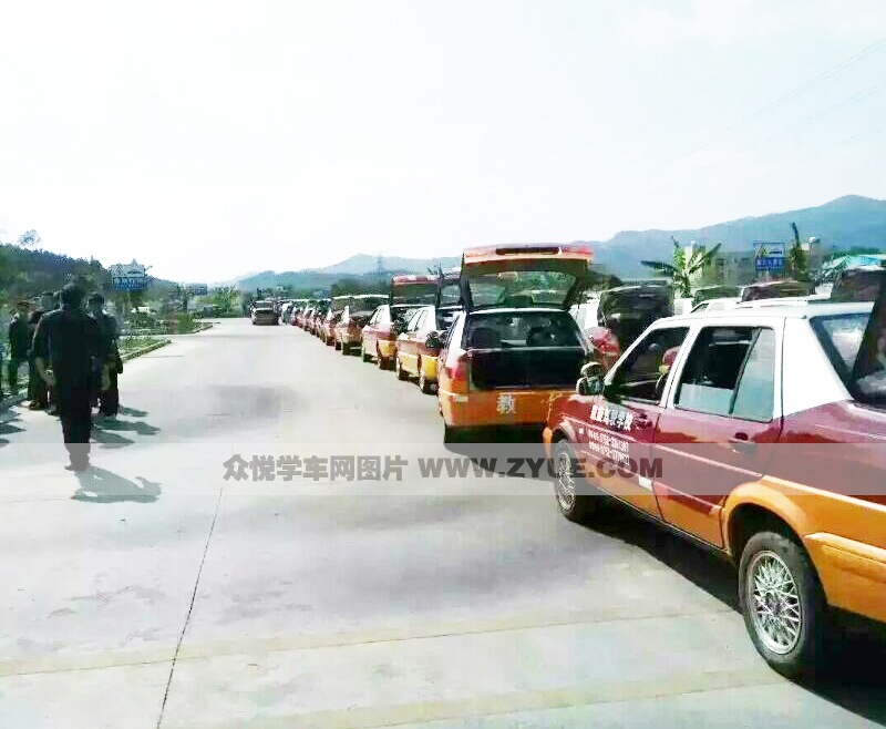 惠州凱旋駕校教練車展示